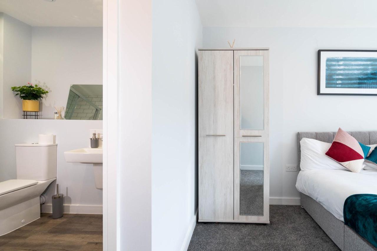 New Build - 2 Bed Snug Modern Apartment - Juliet Balcony - Roof Top Terrace - Digbeth, Birmingham City Centre - Free Netflix & Smart Tv Екстериор снимка