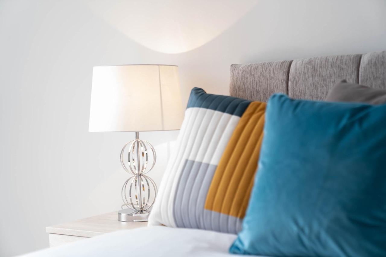 New Build - 2 Bed Snug Modern Apartment - Juliet Balcony - Roof Top Terrace - Digbeth, Birmingham City Centre - Free Netflix & Smart Tv Екстериор снимка