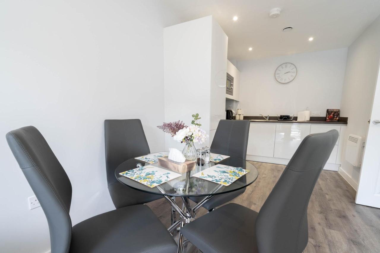 New Build - 2 Bed Snug Modern Apartment - Juliet Balcony - Roof Top Terrace - Digbeth, Birmingham City Centre - Free Netflix & Smart Tv Екстериор снимка